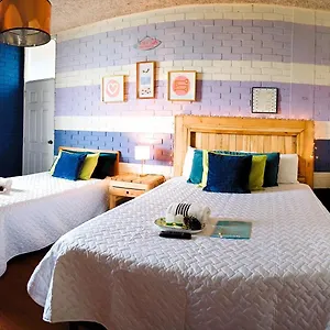  Homestay De Lucca Guatemala